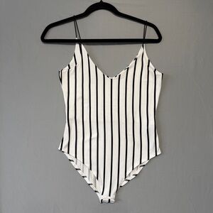 Gaze Womens Pin Striped Bodysuit Size Small V Neck Spaghetti Strap Stretch